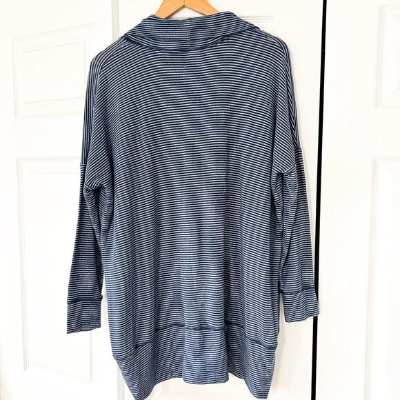 Anthropologie Sundry Brushed Fleece Cocoon Cardigan Blue White Stripe Size 1 - Picture 7 of 8